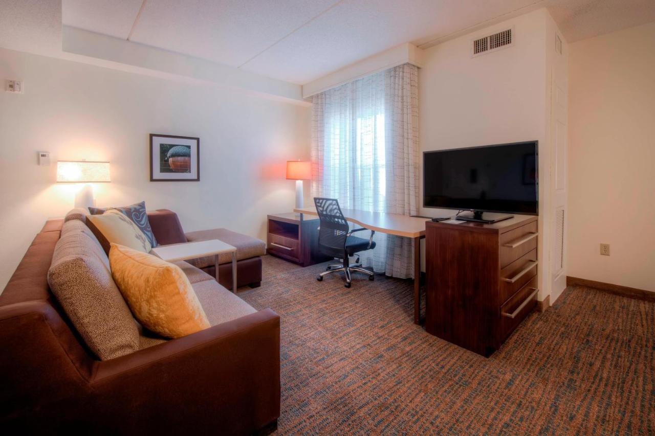 Residence Inn By Marriott Raleigh Crabtree Valley Екстериор снимка