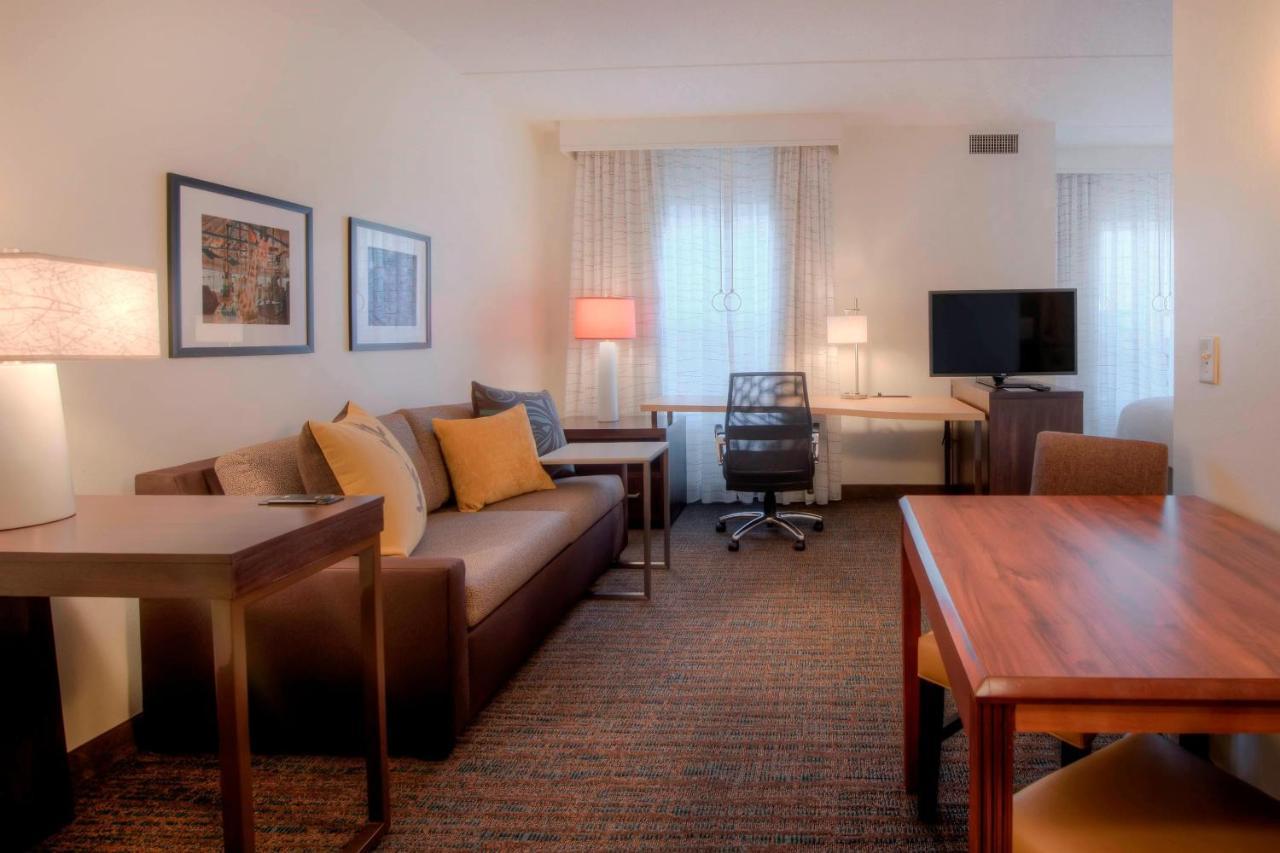 Residence Inn By Marriott Raleigh Crabtree Valley Екстериор снимка