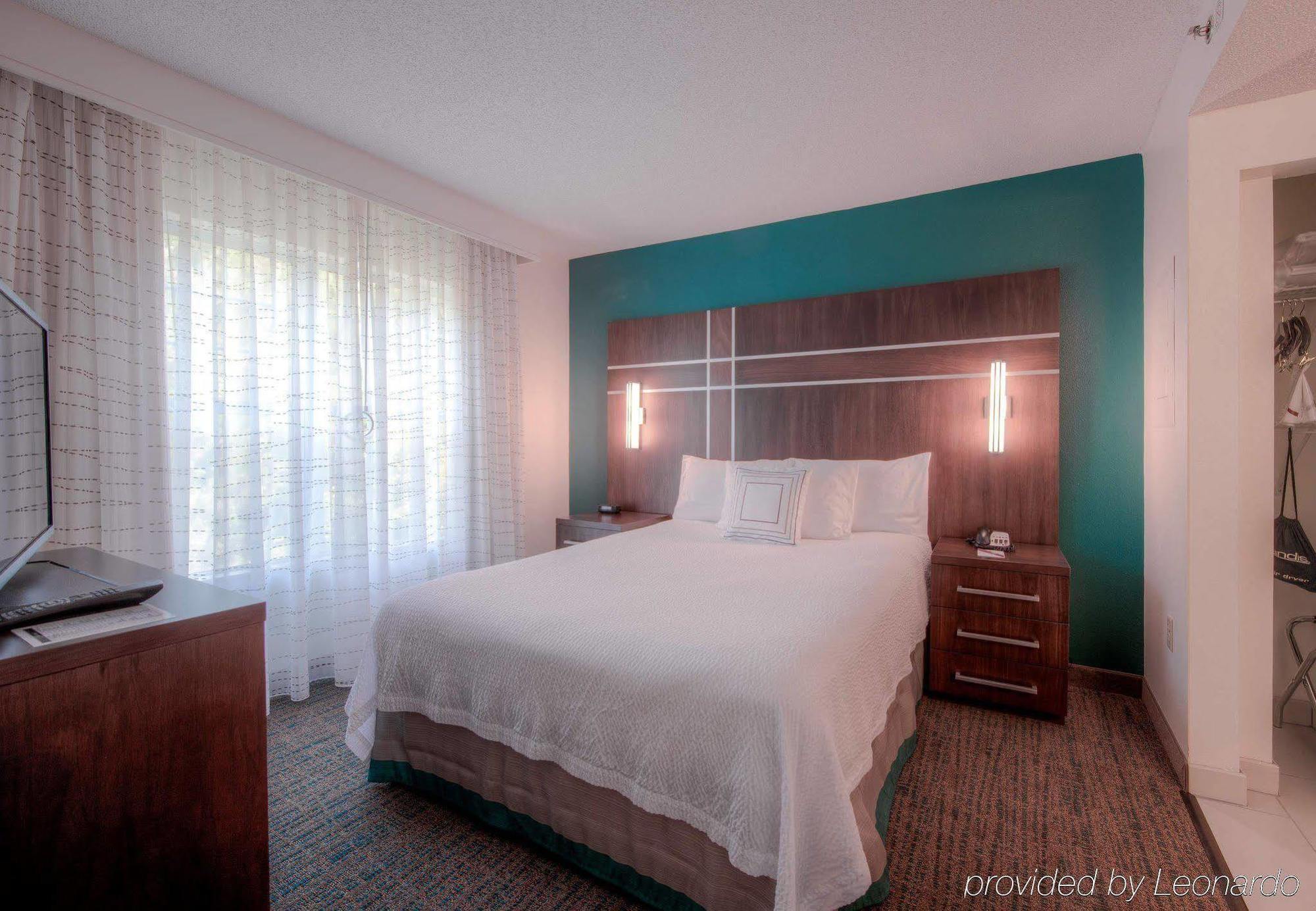 Residence Inn By Marriott Raleigh Crabtree Valley Екстериор снимка