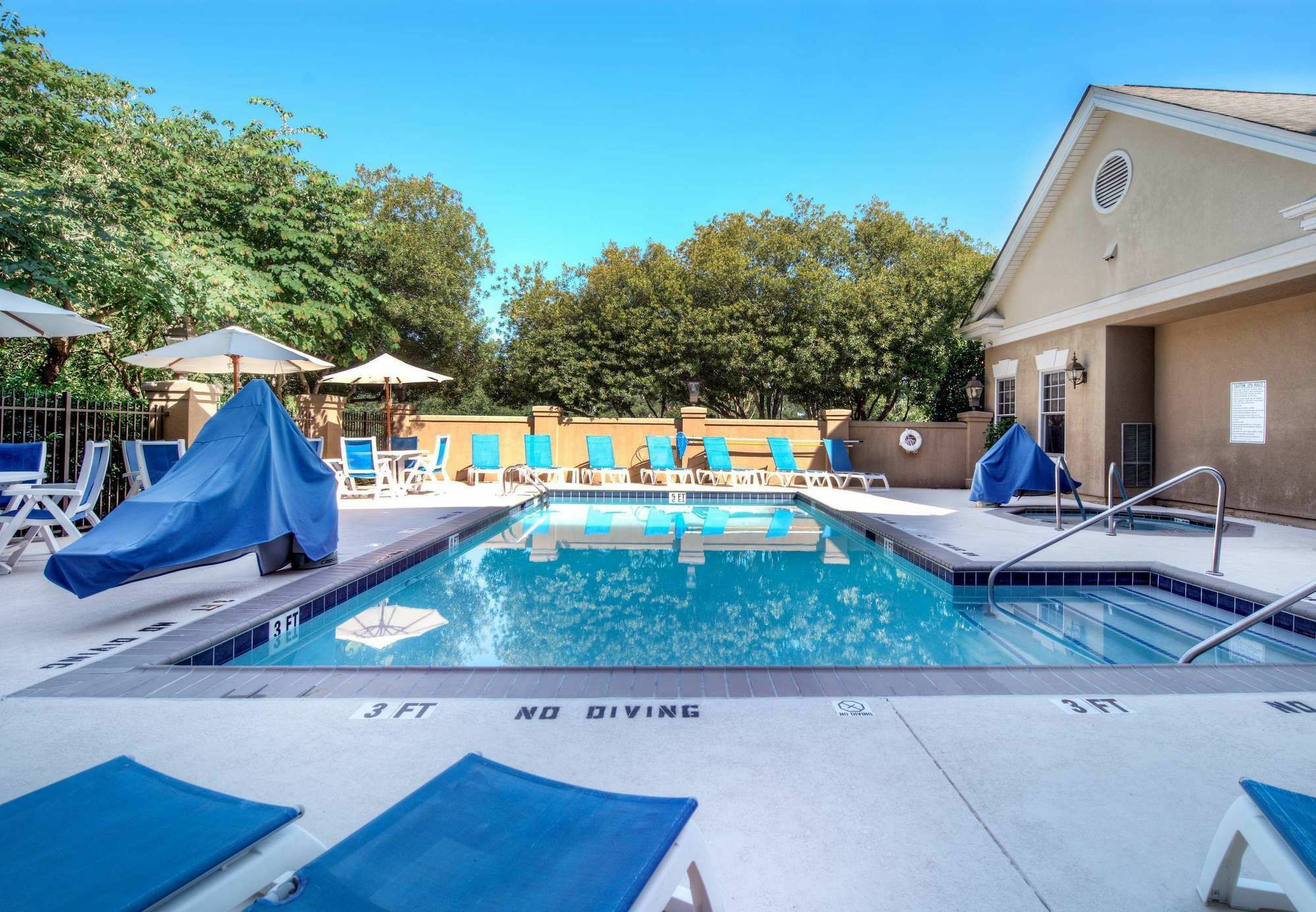 Residence Inn By Marriott Raleigh Crabtree Valley Екстериор снимка